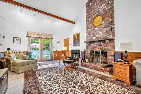 15 Devincent Dr, Stow, MA 01775 photo 14
