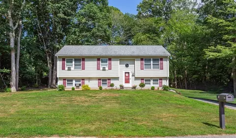 22 Reservoir Ave, Swansea, MA 02777