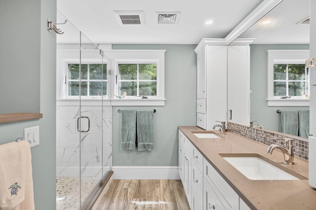 Bath - 105 Bay Rd, Cotuit, MA 02635 photo 3 of 4