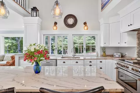 Kitchen - 105 Bay Rd, Cotuit, MA 02635 photo 3 of 4