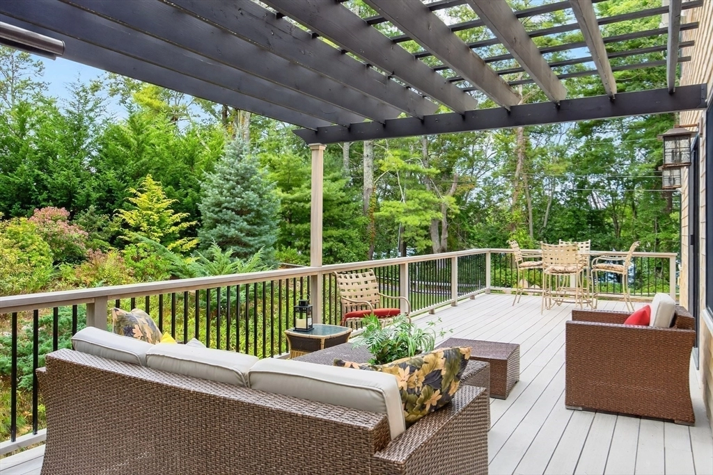 Exterior - 105 Bay Rd, Cotuit, MA 02635 photo 2 of 7