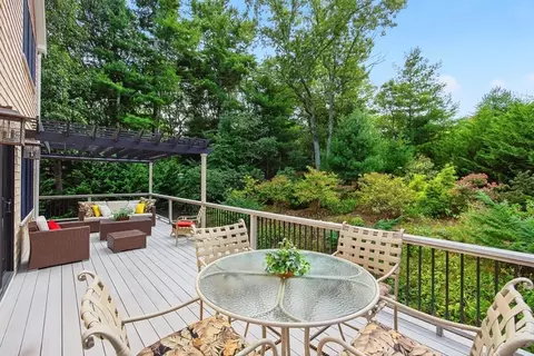 Exterior - 105 Bay Rd, Cotuit, MA 02635 photo 5 of 7