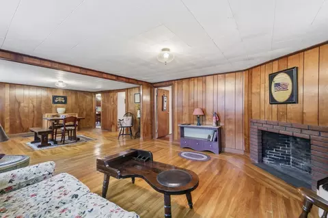 Living - 68 Chestnut St, Franklin, MA 02038 photo 2 of 2