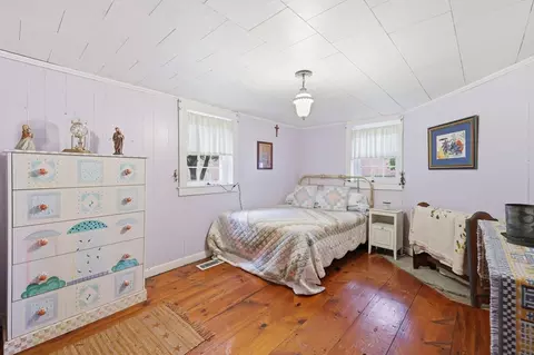 Bedroom - 68 Chestnut St, Franklin, MA 02038 photo 2 of 6
