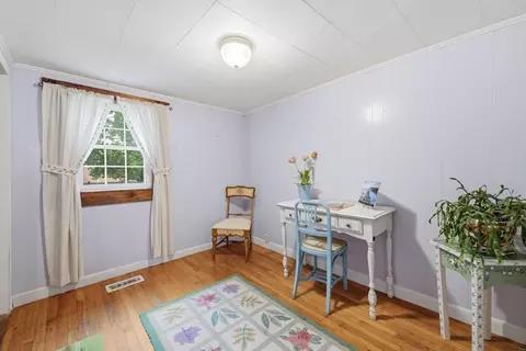 Bedroom - 68 Chestnut St, Franklin, MA 02038 photo 4 of 6