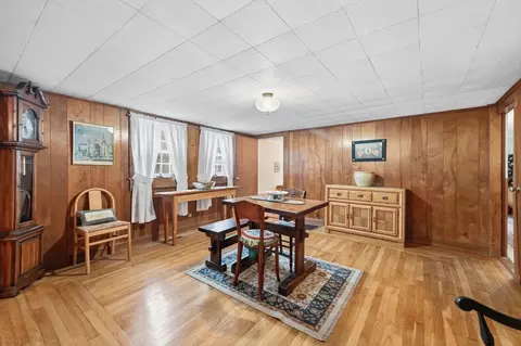 Dining - 68 Chestnut St, Franklin, MA 02038 photo 2 of 3