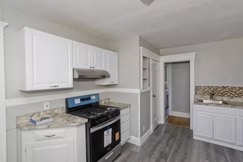 424 Carew, Springfield, MA 01104 photo 8