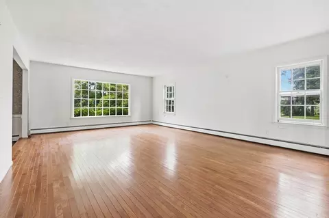31 Ober St, Beverly, MA 01915 photo 16