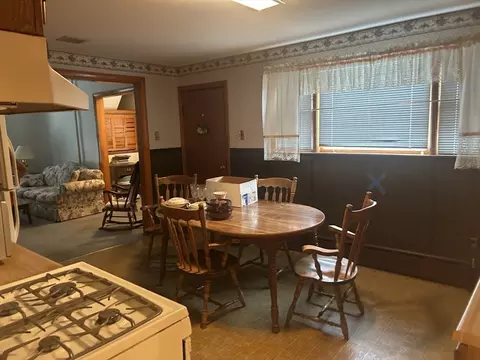 33 Nichols St, Everett, MA 02149 photo 6