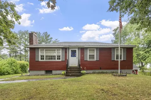 30 Dunshire Dr, Chelmsford, MA 01863