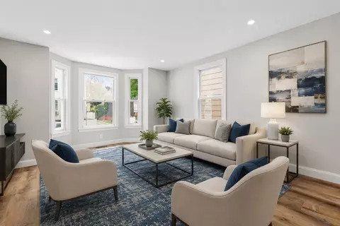 9 Cross St, Somerville, MA 02145