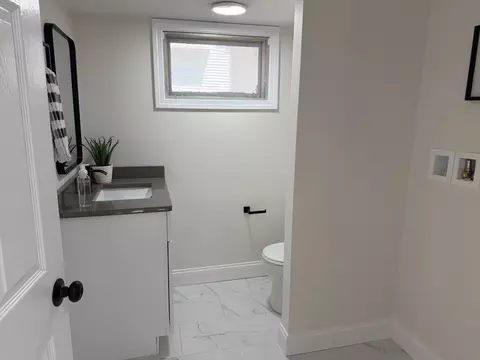 Bath - 47 Ideal Rd, Worcester, MA 01604 photo 1 of 3