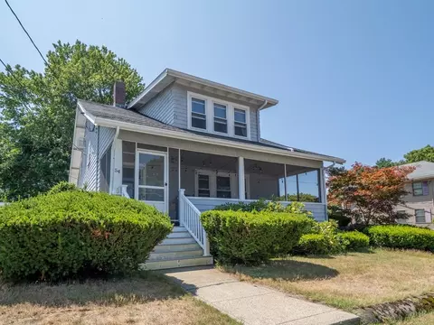 54 Sycamore St, Brockton, MA 02301