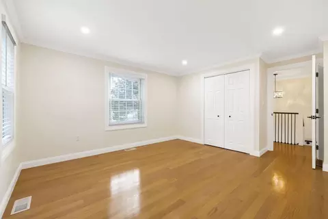 Bedroom - 19 Oakland Ave #19, Needham, MA 02492 photo 2 of 2
