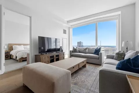 240 Devonshire St #5907, Boston, MA 02110