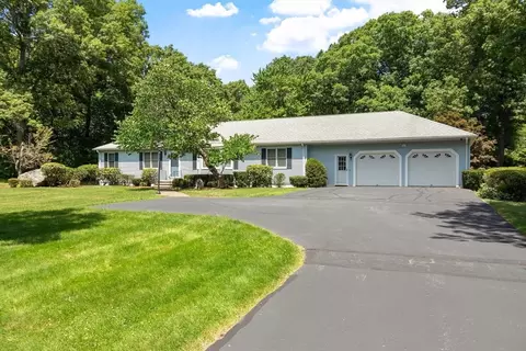 65 Blithewood Ave, Worcester, MA 01604 photo 2