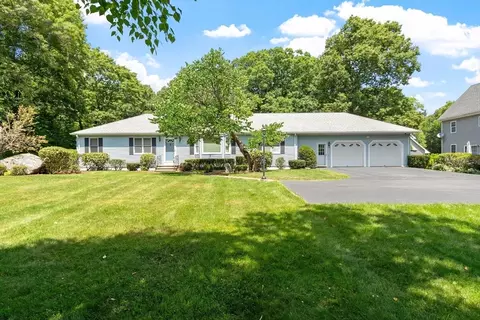65 Blithewood Ave, Worcester, MA 01604 photo 3