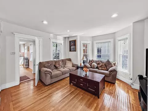 Living - 76 Baldwin Ave, Everett, MA 02149 photo 2 of 6