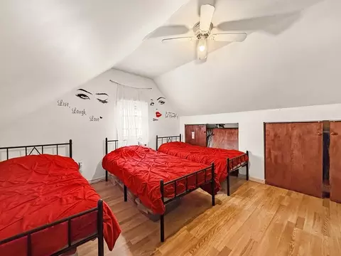 Bedroom - 76 Baldwin Ave, Everett, MA 02149 photo 9 of 10