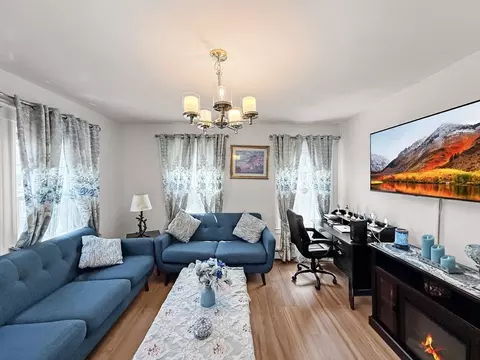 Living - 76 Baldwin Ave, Everett, MA 02149 photo 5 of 6