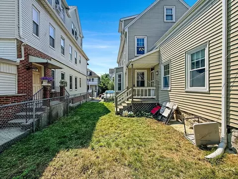 Exterior - 76 Baldwin Ave, Everett, MA 02149 photo 3 of 4
