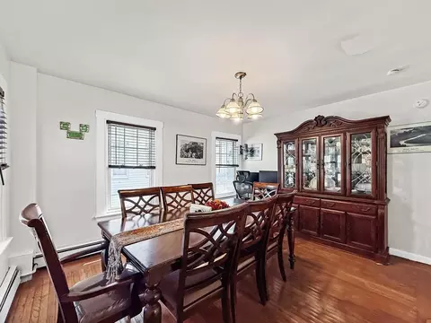 Dining - 76 Baldwin Ave, Everett, MA 02149 photo 1 of 3