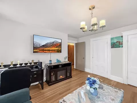 Living - 76 Baldwin Ave, Everett, MA 02149 photo 6 of 6