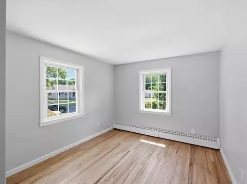 535 Prospect St, Chicopee, MA 01020 photo 11