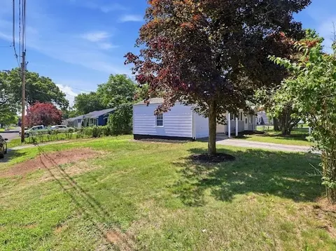 535 Prospect St, Chicopee, MA 01020 photo 27