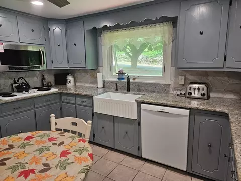 1042 Turkey St, Hardwick, MA 01082 photo 15