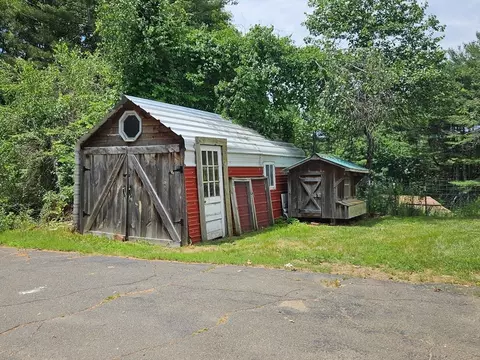 1042 Turkey St, Hardwick, MA 01082 photo 6