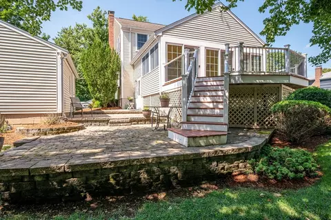 Exterior - 6 Peter Rd, North Reading, MA 01864 photo 8 of 10