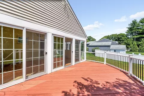 Exterior - 6 Peter Rd, North Reading, MA 01864 photo 5 of 10