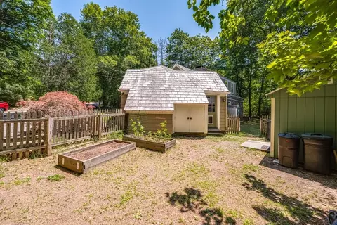18 Plum Tree Rd, Amherst, MA 01002 photo 28