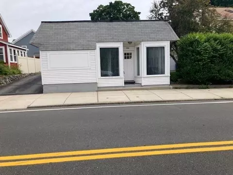 294 Water St, Wakefield, MA 01880