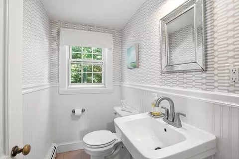 10 Independence Ln, Hingham, MA 02043 photo 16