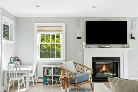 10 Independence Ln, Hingham, MA 02043 photo 13