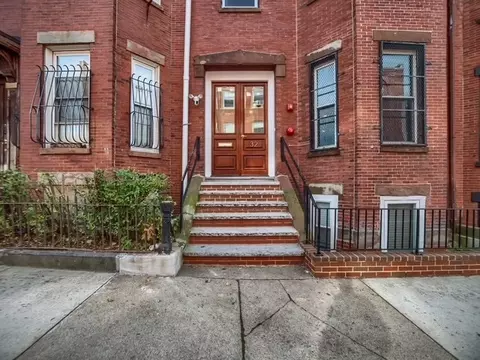 32 Williams St #1, Brookline, MA 02446
