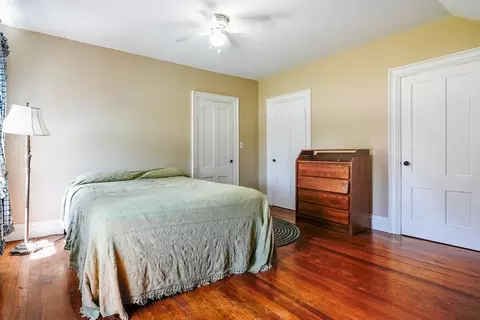 Bedroom - 1236 Main St, Acushnet, MA 02743 photo 4 of 6