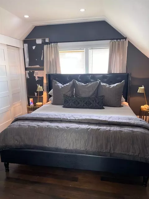 Bedroom - 19 Harrison St, Brookline, MA 02446 photo 1 of 2