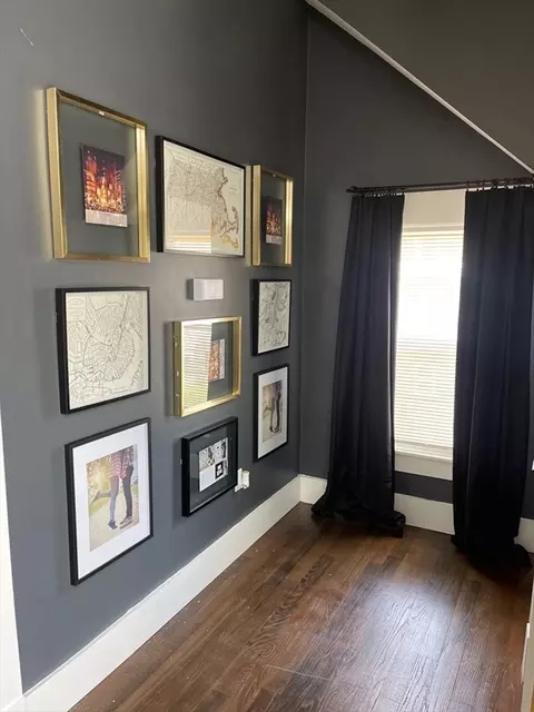 Entry Way - 19 Harrison St, Brookline, MA 02446 photo 1 of 2