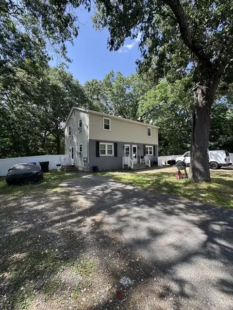 Exterior - 524 Goodwin St, Springfield, MA 01151 photo 2 of 2