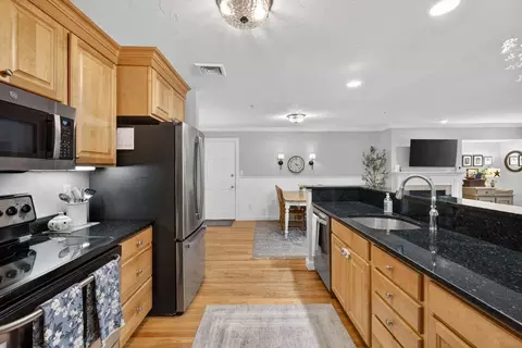 21 Maple St #A, Canton, MA 02021 photo 14