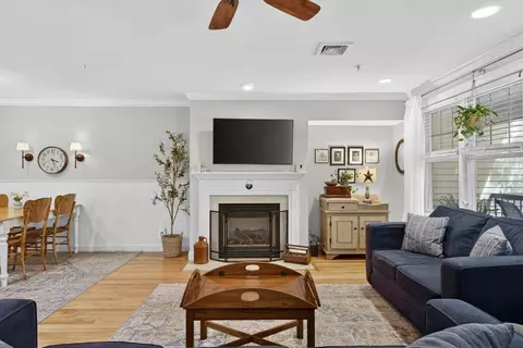 21 Maple St #A, Canton, MA 02021 photo 9