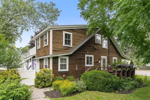 187 Low St #1, Newburyport, MA 01950