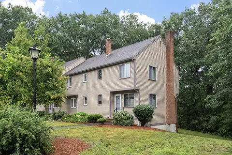119 Cortland Cir #119, Leominster, MA 01453