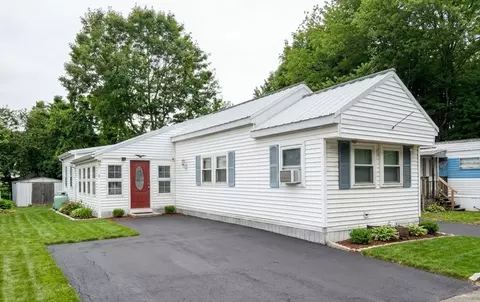 261 Newbury St #13, Peabody, MA 01960