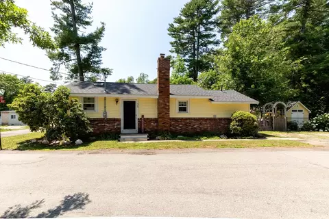 38 Atwood Ave, Middleboro, MA 02346