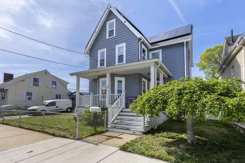 17 Estes St, Everett, MA 02149 photo 1