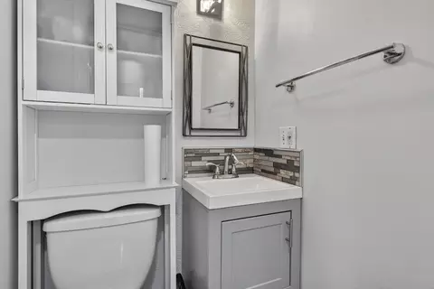 17 Estes St, Everett, MA 02149 photo 19